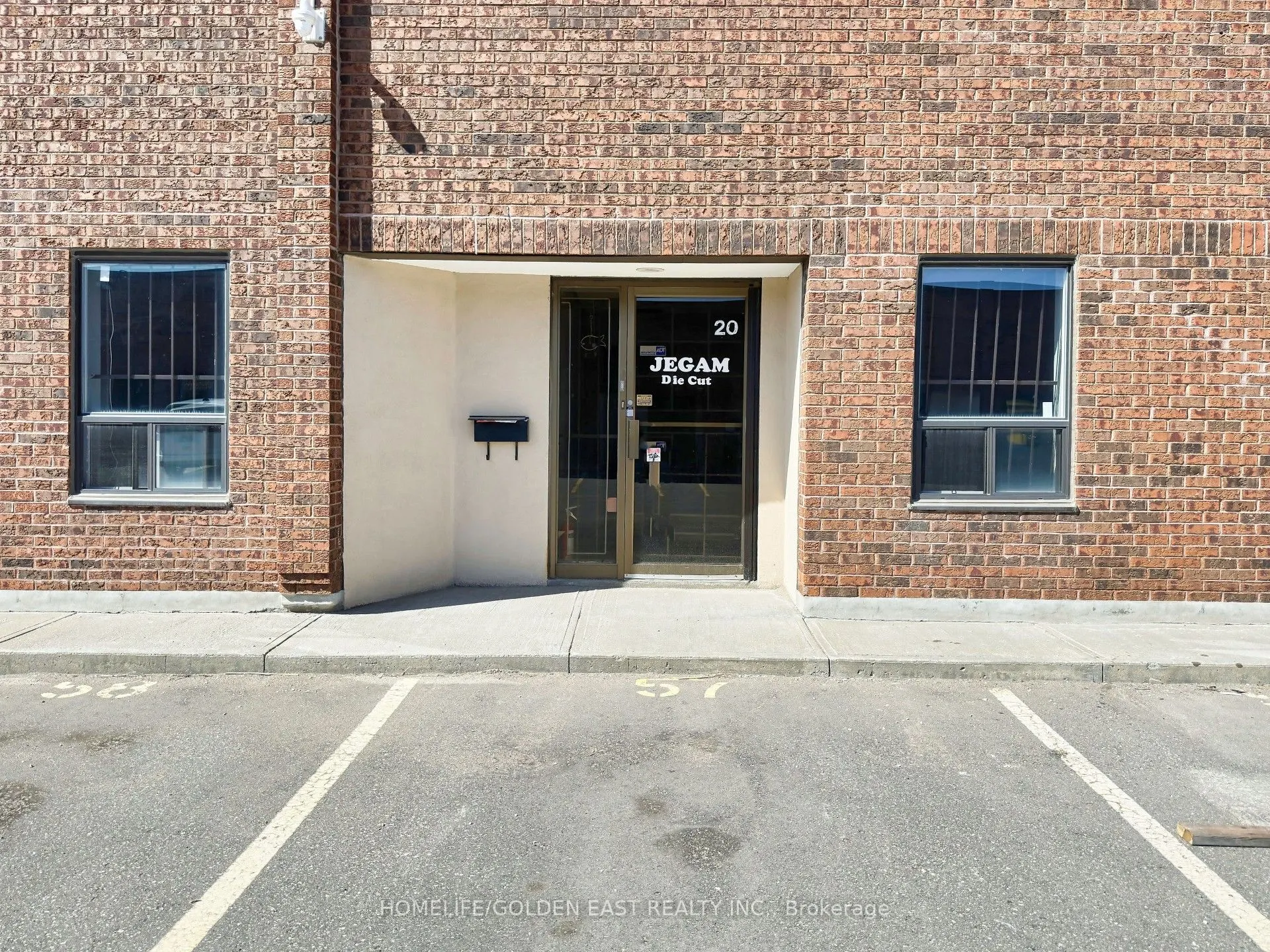 2650 John Street, #20