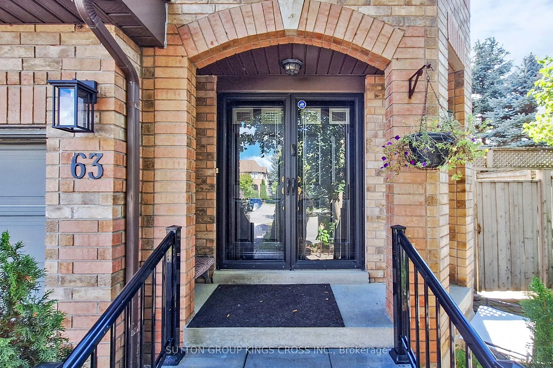 63 Mistleflower Court