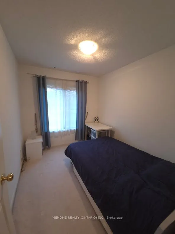 15 St Moritz Way S, #6