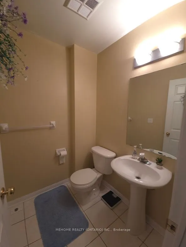 15 St Moritz Way S, #6
