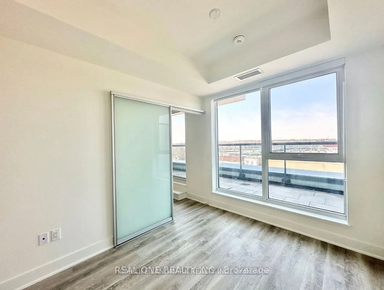 185 Deerfield Road, #708