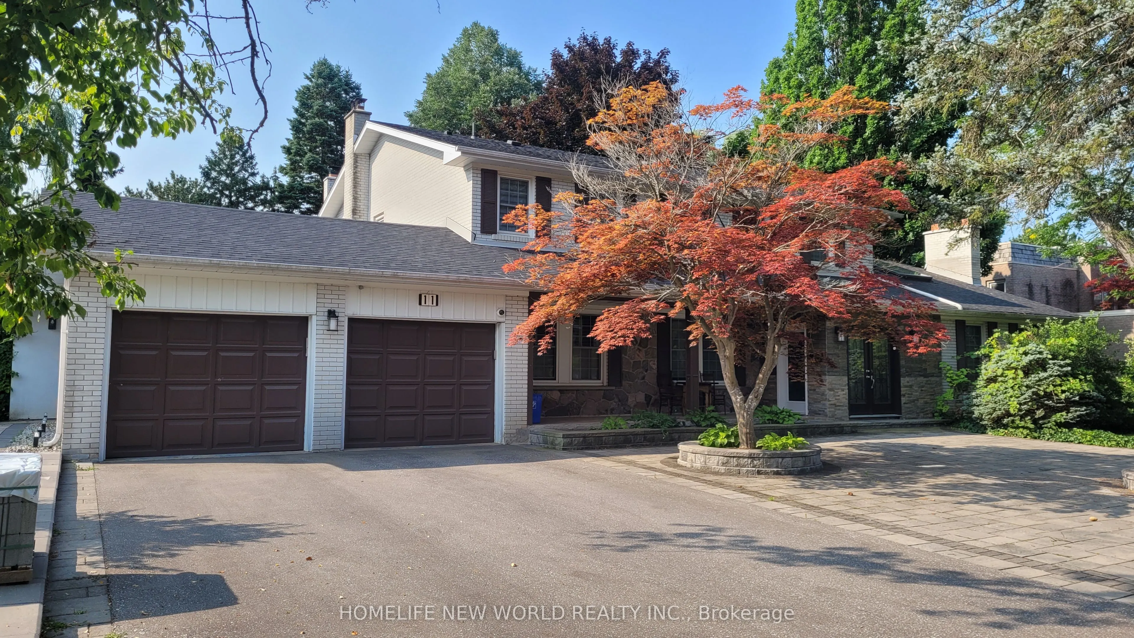 11 Fairway Heights Crescent