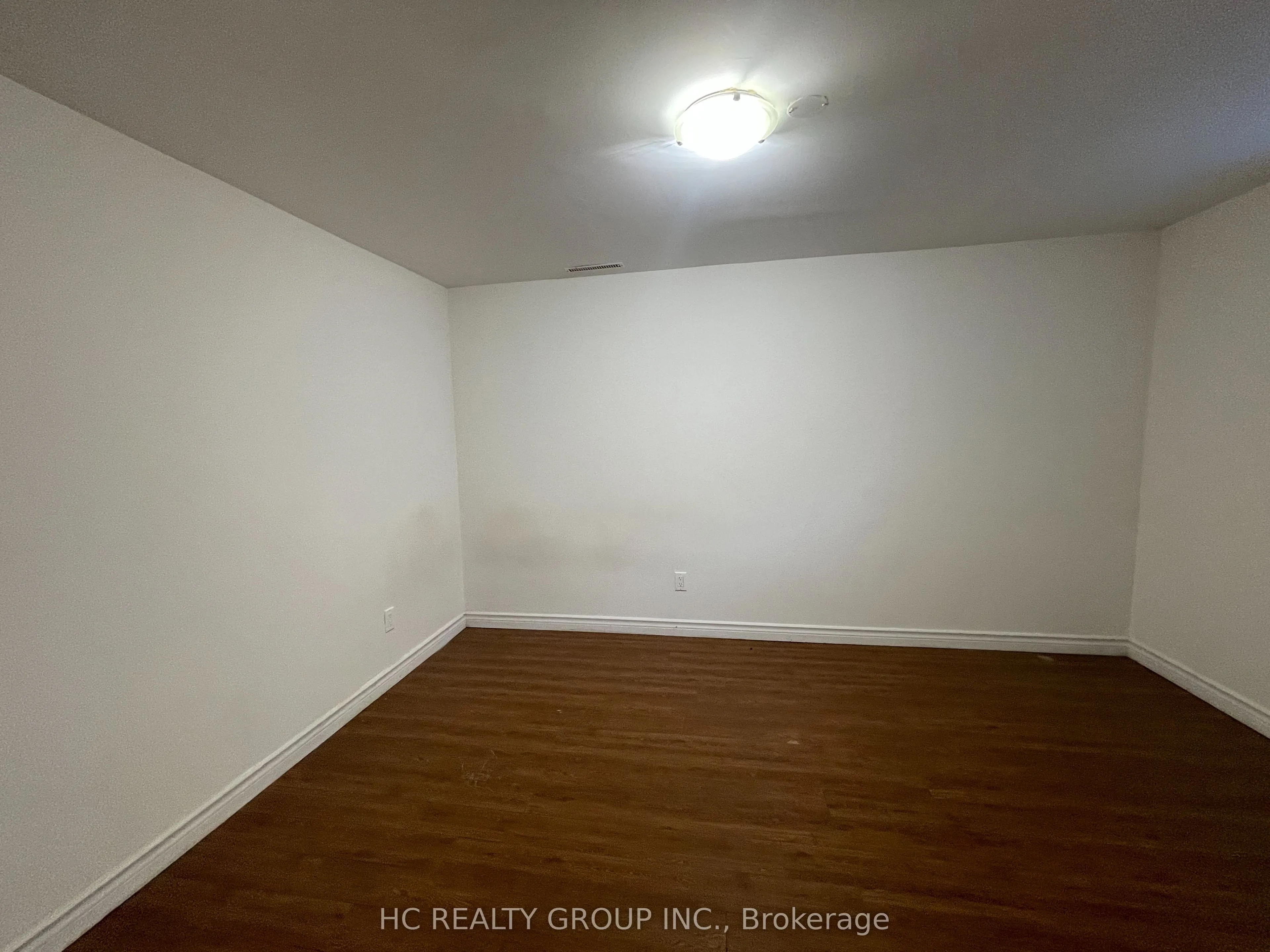 516 Lynett Crescent, #Basement