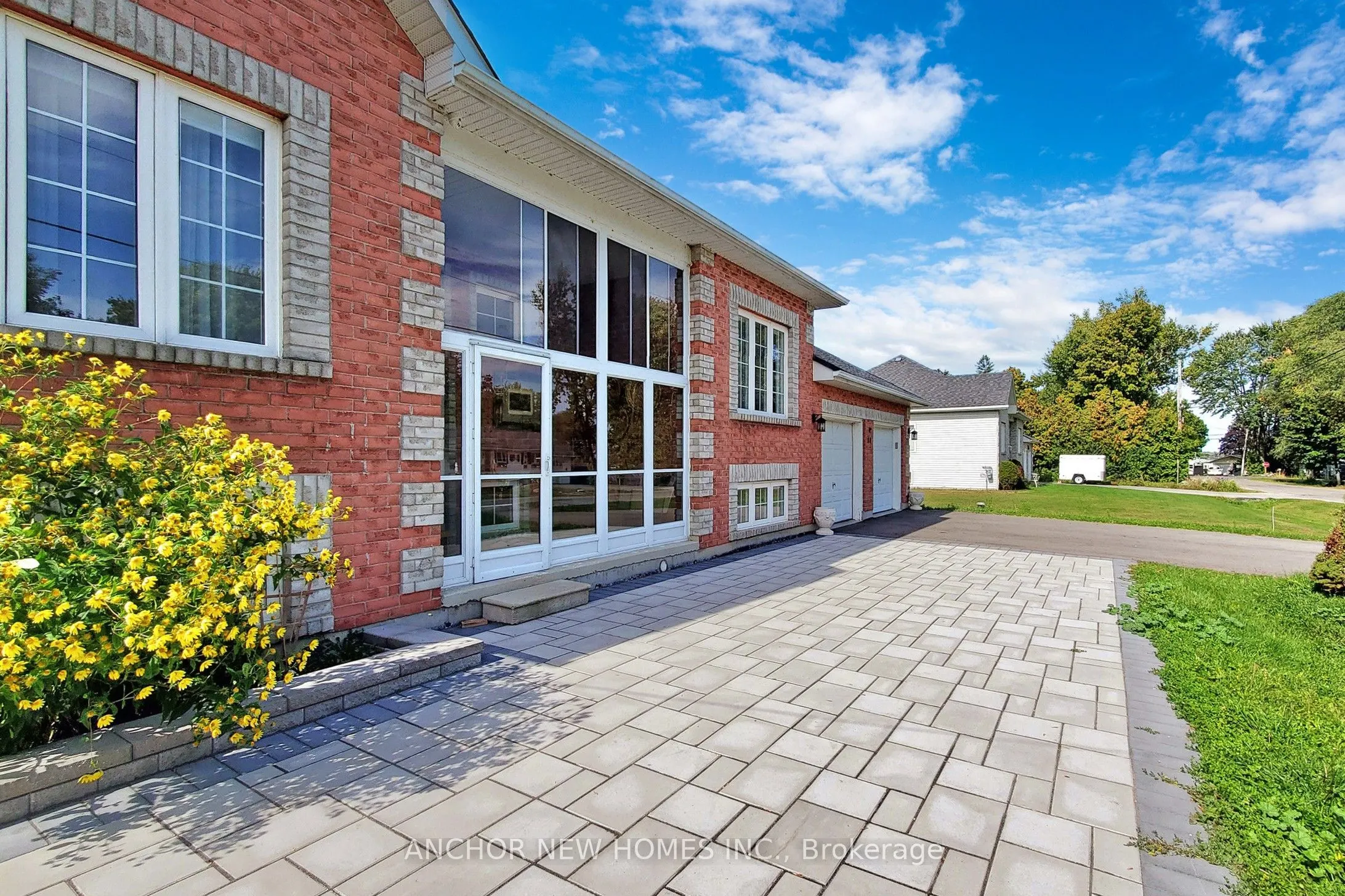 80 Moores Beach Road