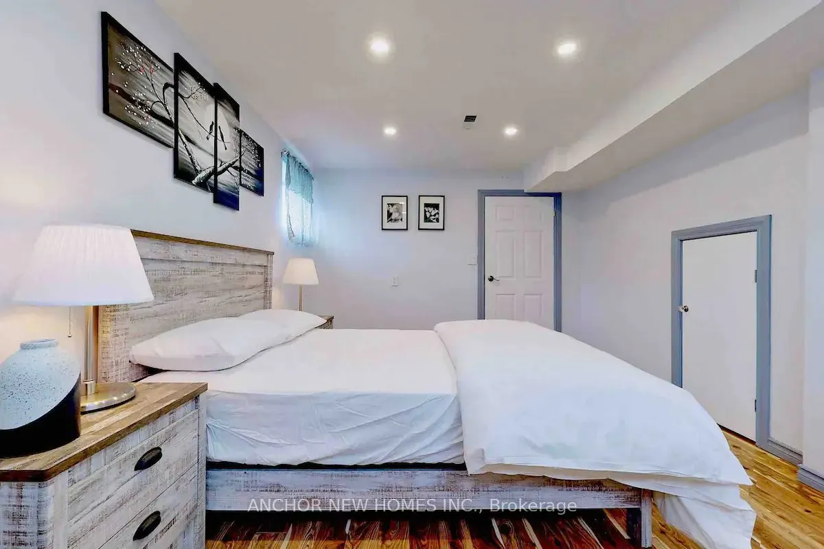 80 Moores Beach Road