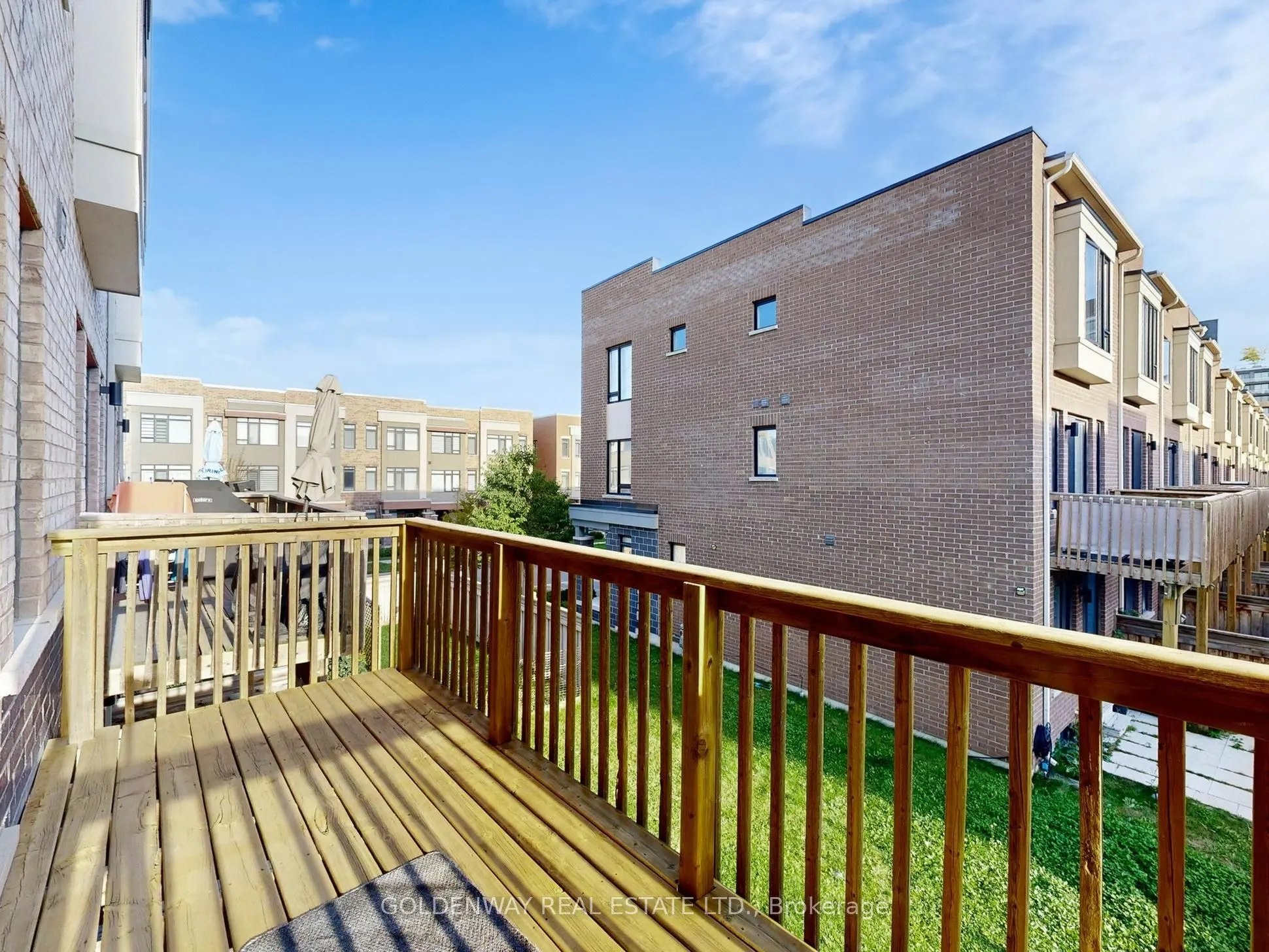 150 Salterton Circle