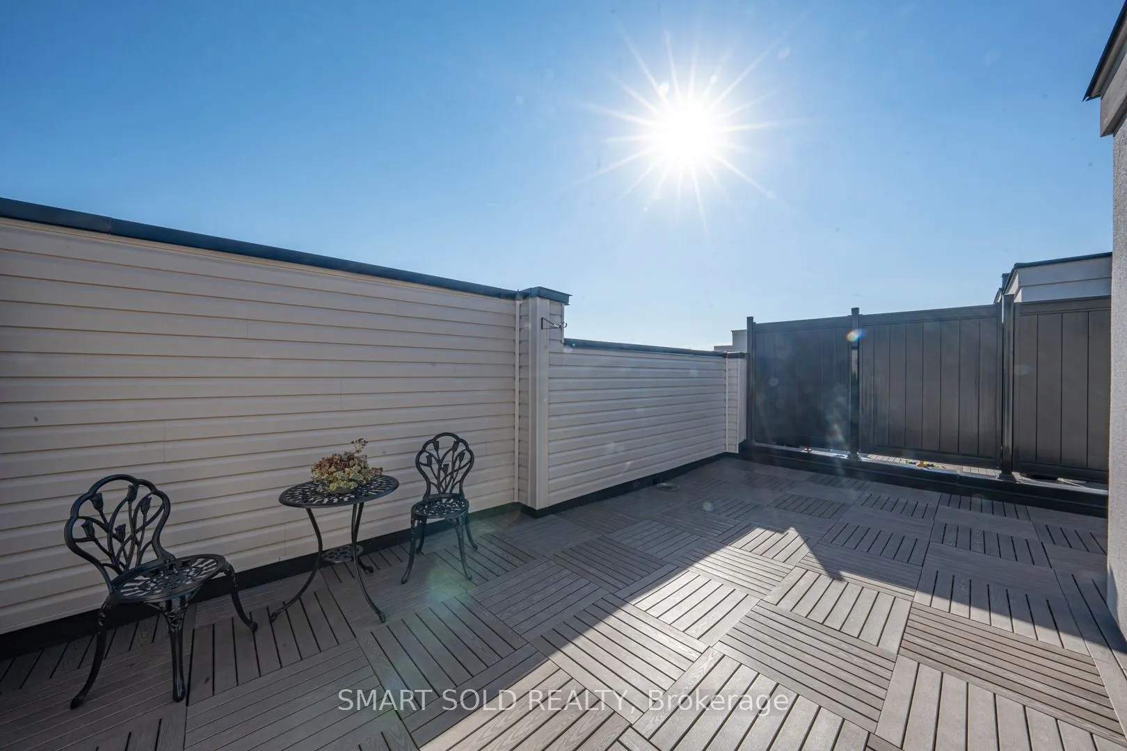 6 Sayers Lane, #18