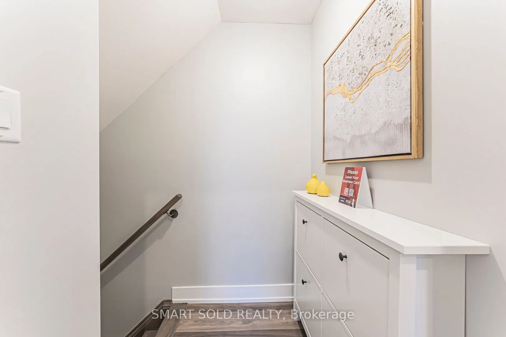 6 Sayers Lane, #18