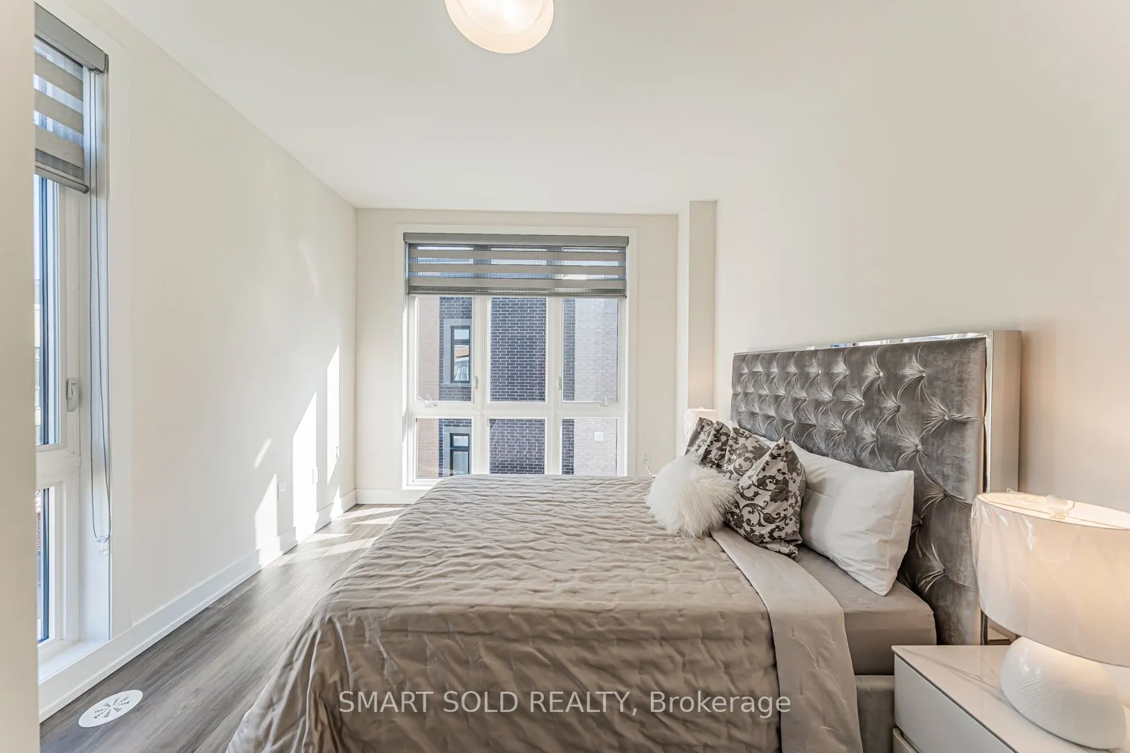 6 Sayers Lane, #18