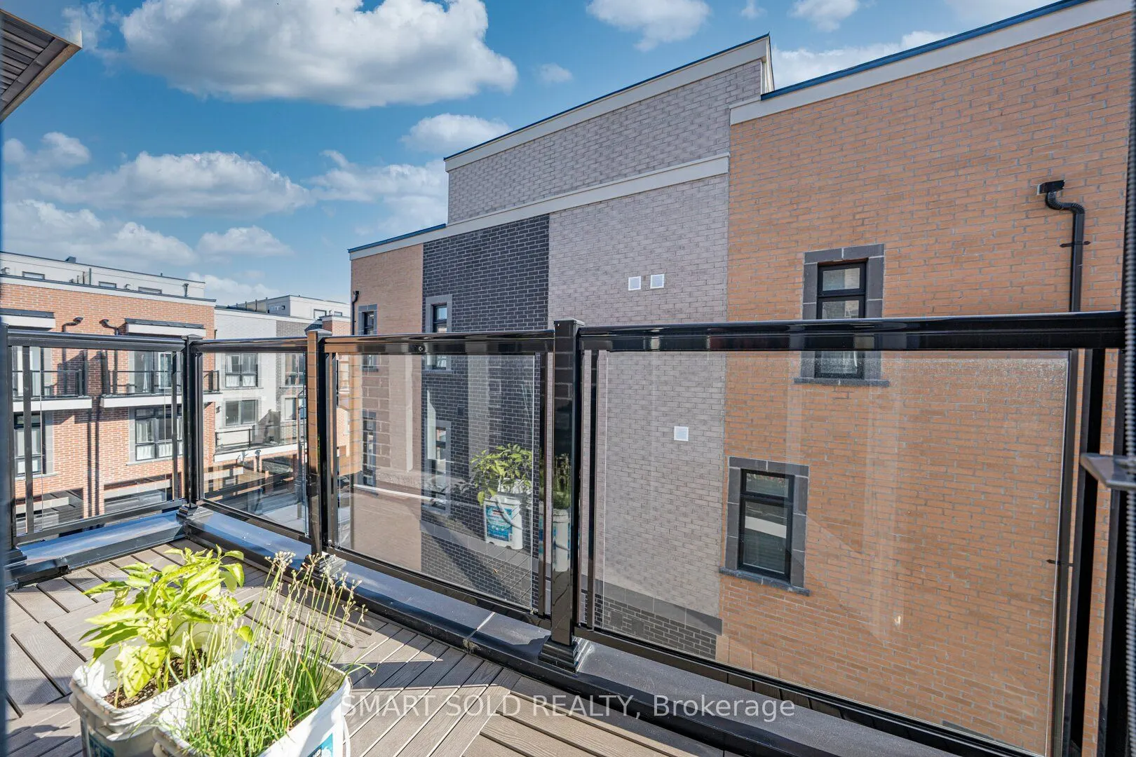 6 Sayers Lane, #18