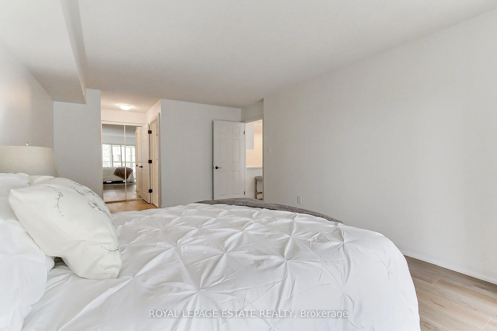 175 Cedar Ave Avenue, #407