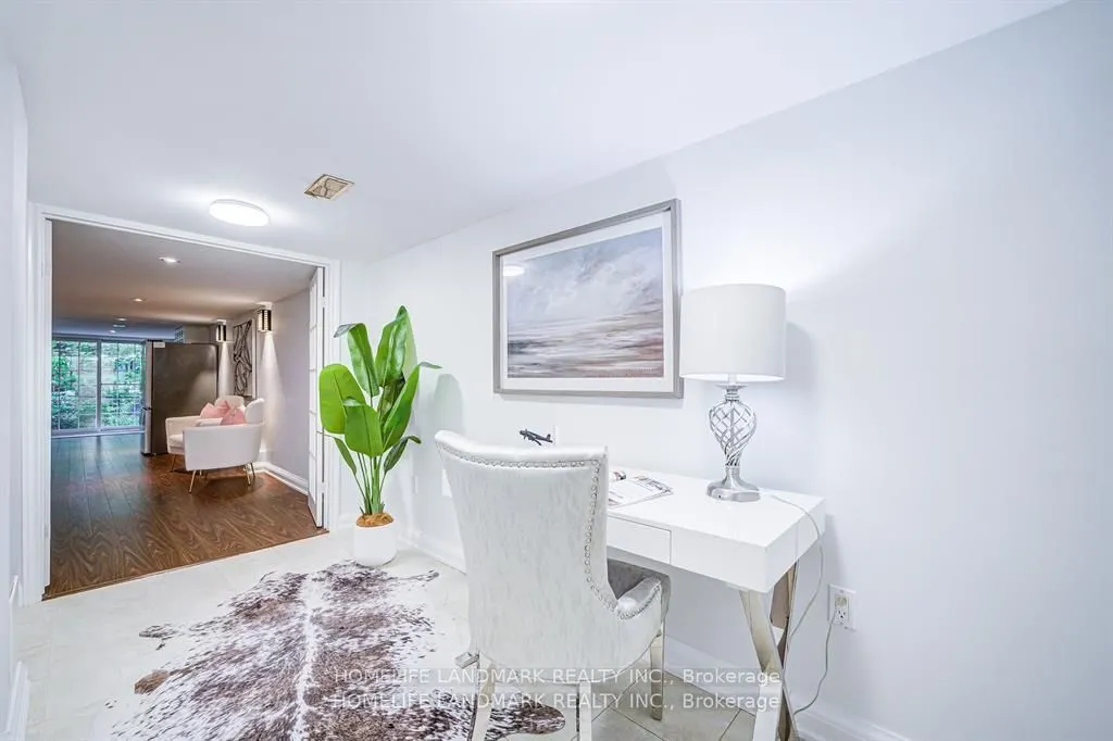 280 Paradelle Drive, #4