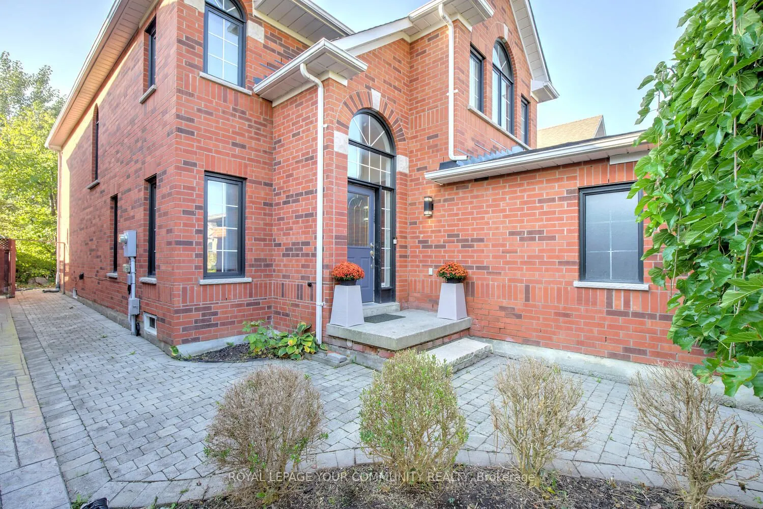108 Kirkbride Crescent