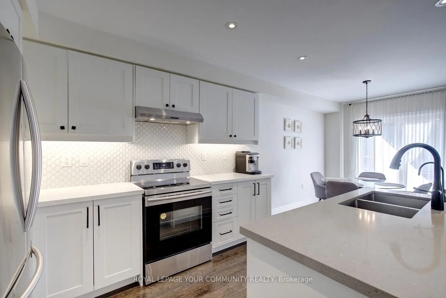 32 Black Maple Crescent