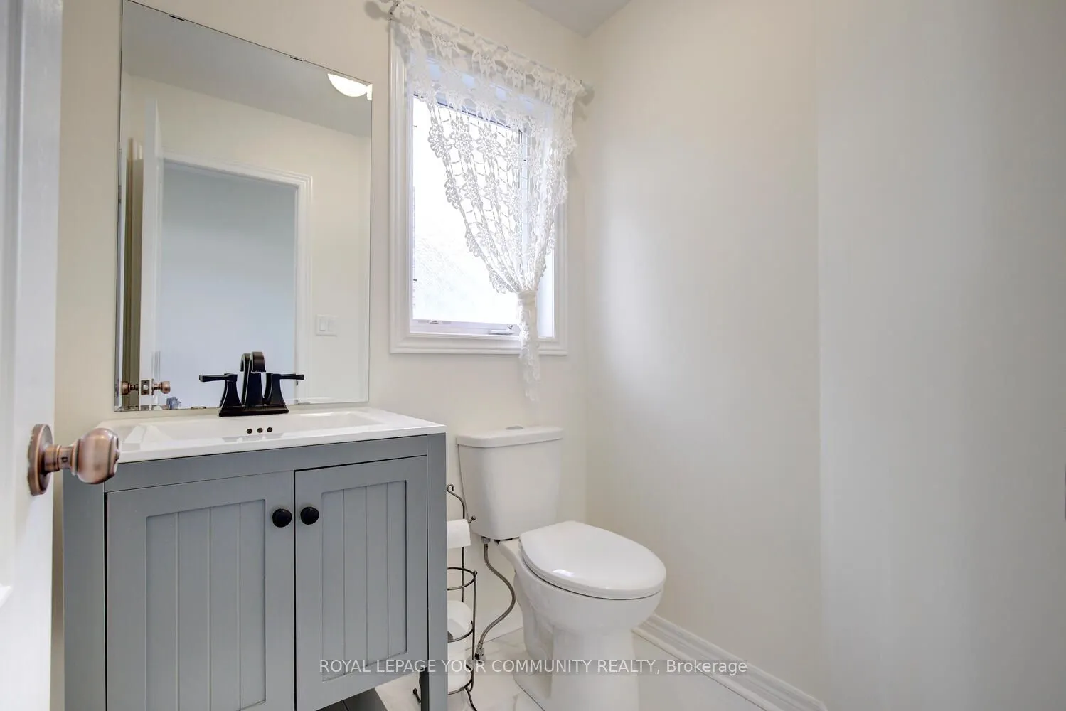 32 Black Maple Crescent