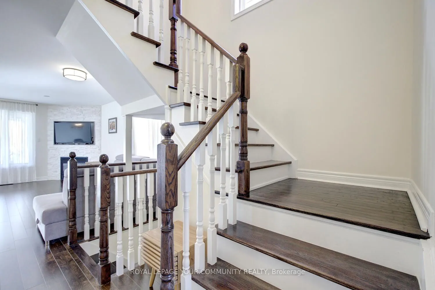 32 Black Maple Crescent