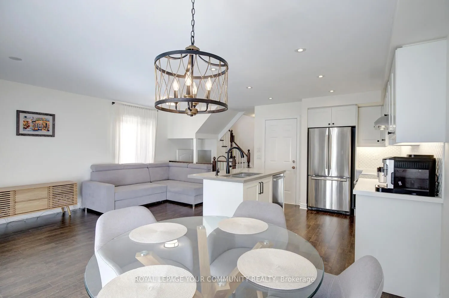 32 Black Maple Crescent