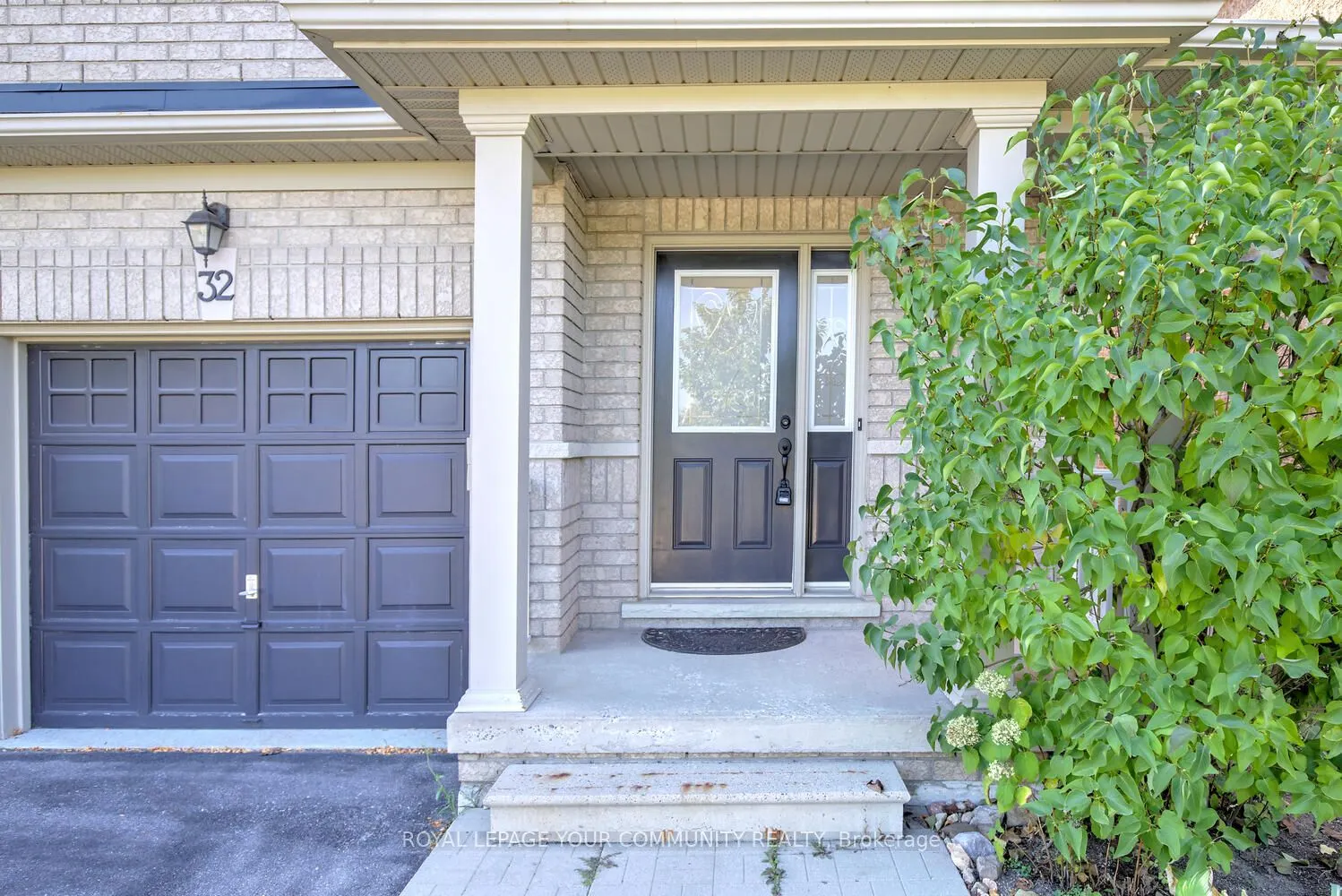 32 Black Maple Crescent