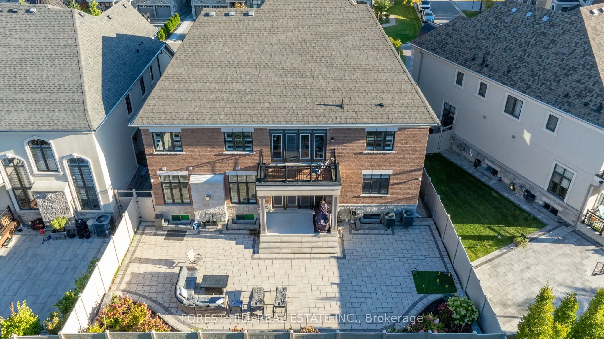71 Sofia Olivia Crescent