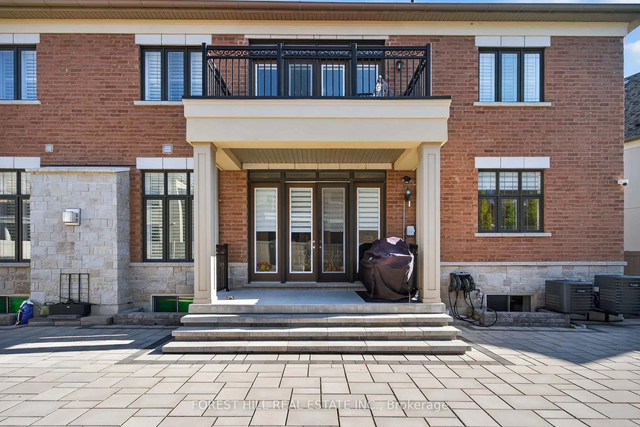 71 Sofia Olivia Crescent