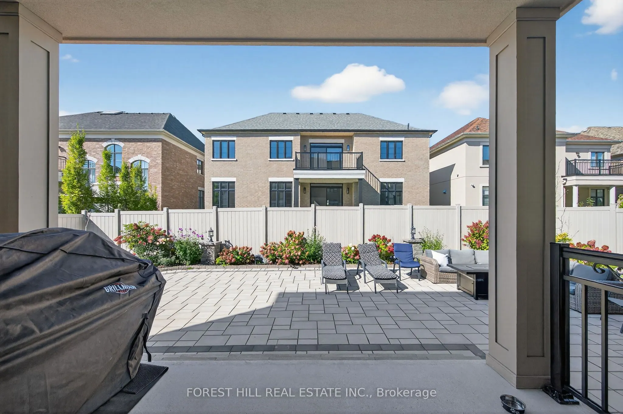 71 Sofia Olivia Crescent