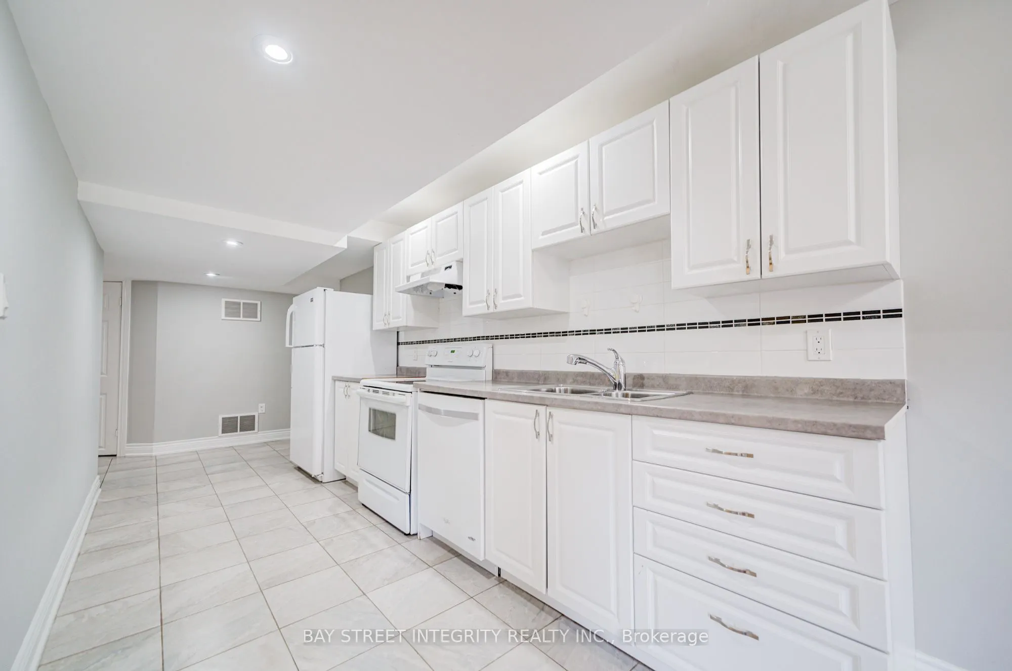 108 Catalpa Crescent