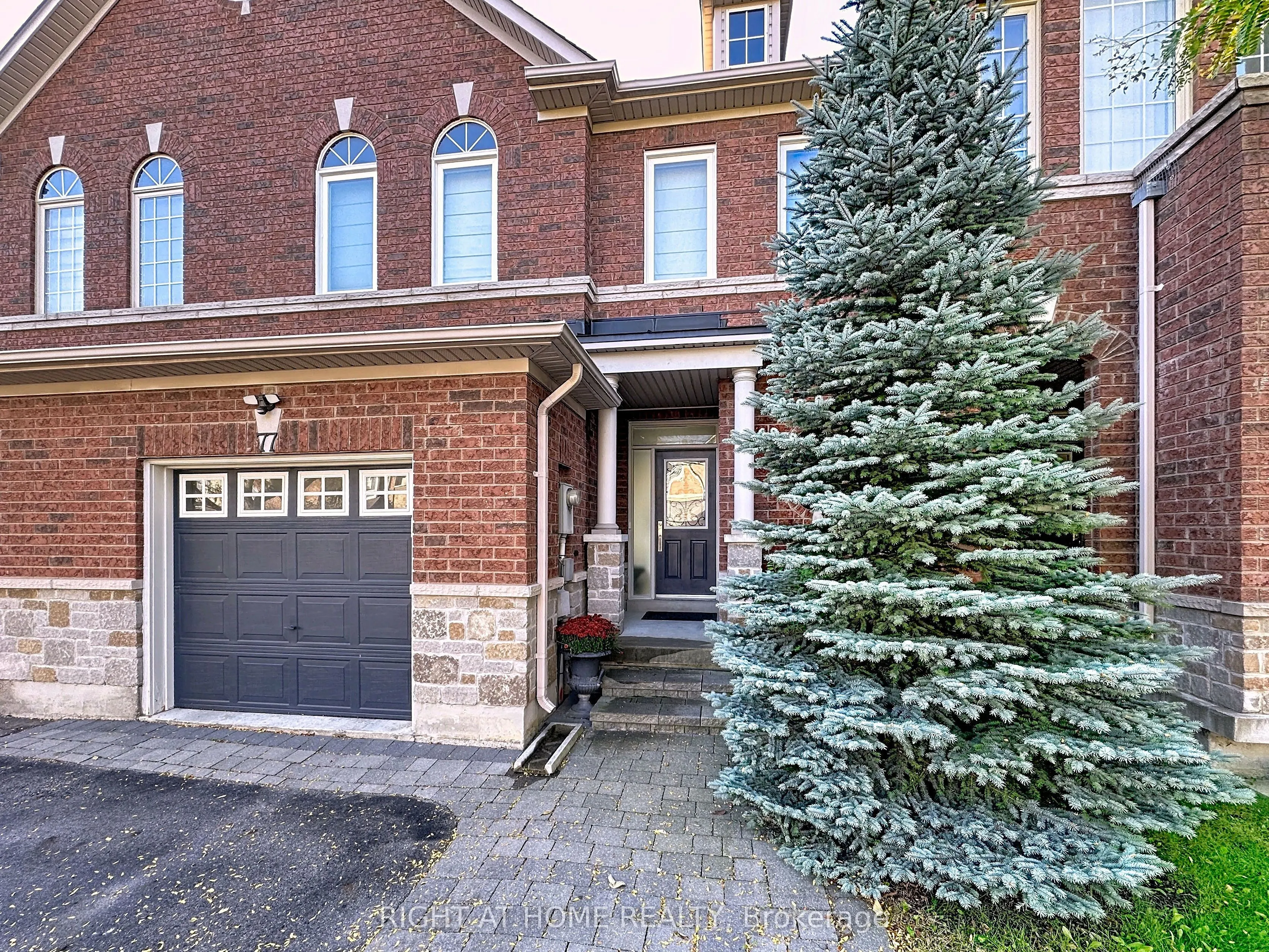 77 Gauguin Avenue