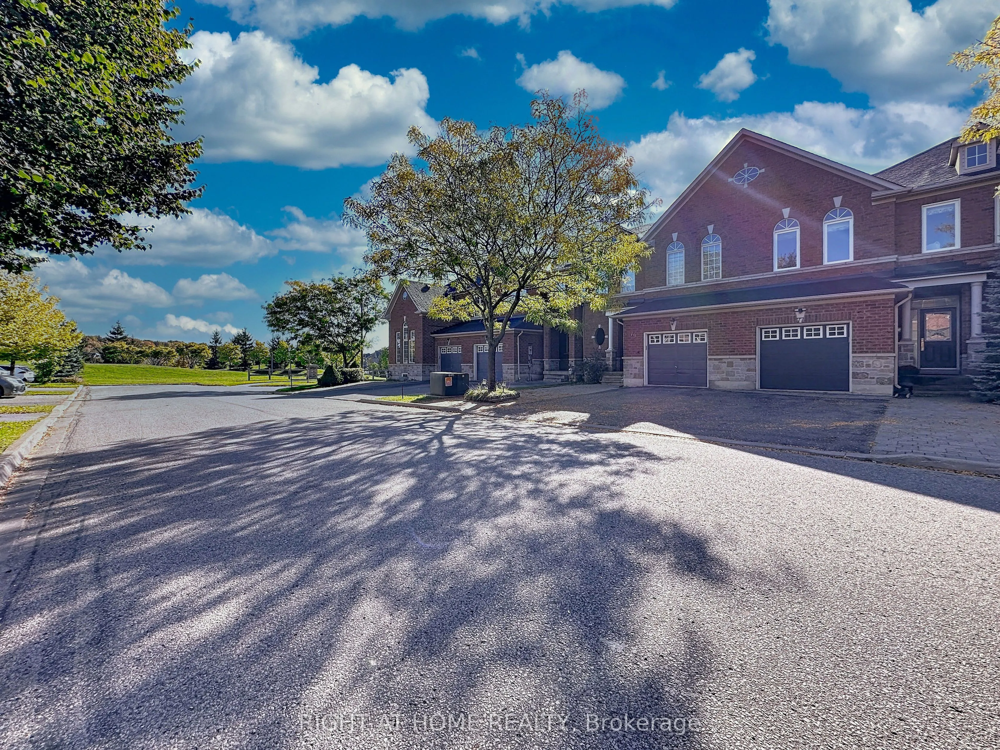 77 Gauguin Avenue