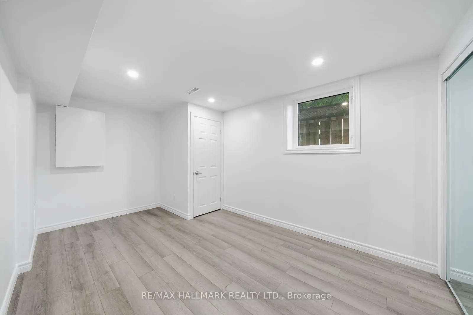 237 Osmond Crescent, #Ground