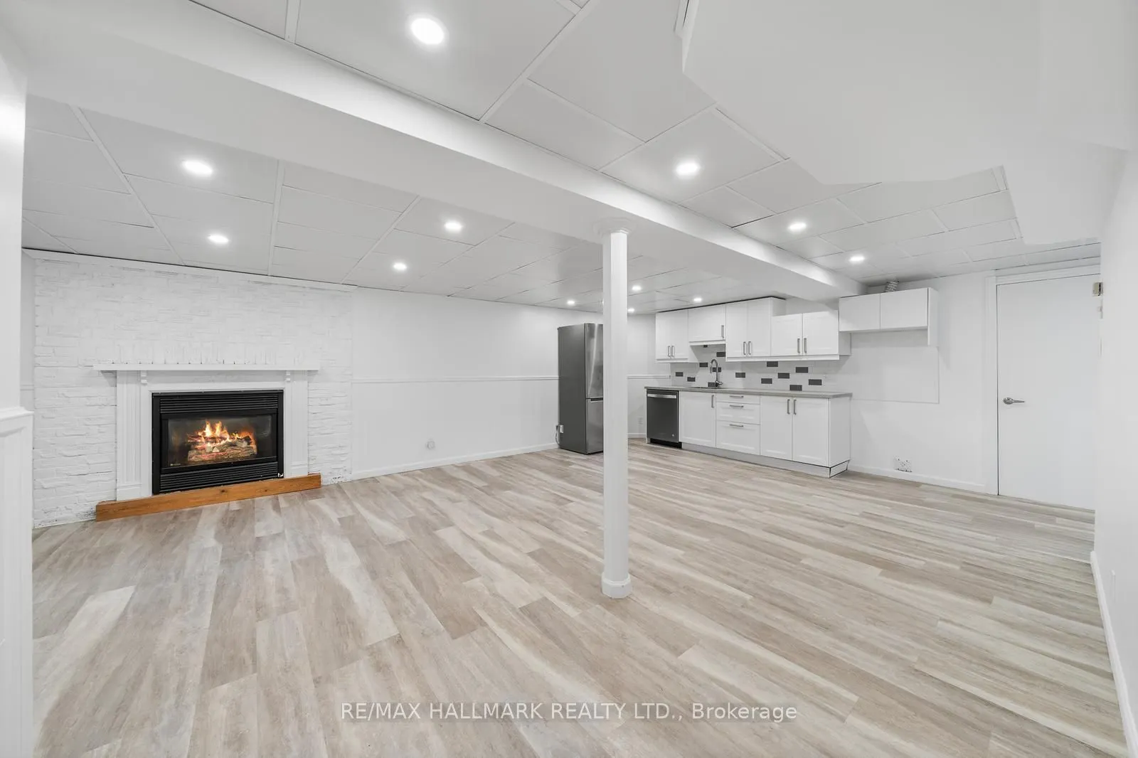 237 Osmond Crescent, #Ground