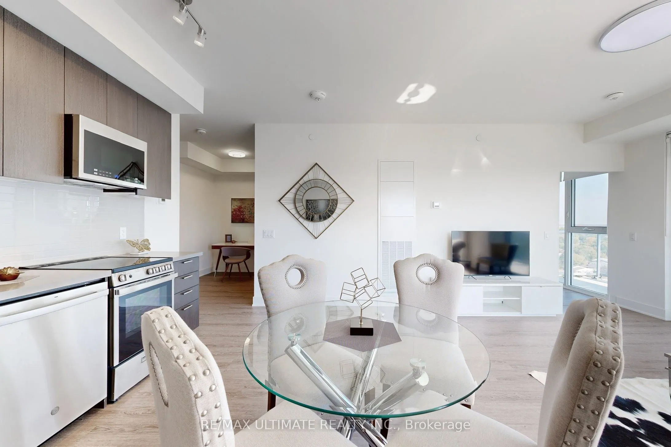 185 Deerfield Road, #1203
