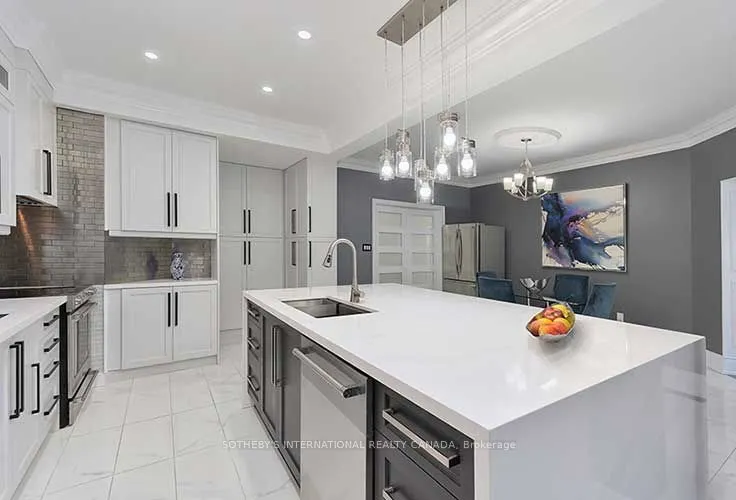 2 Kimber Crescent