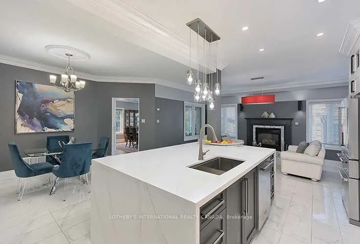 2 Kimber Crescent