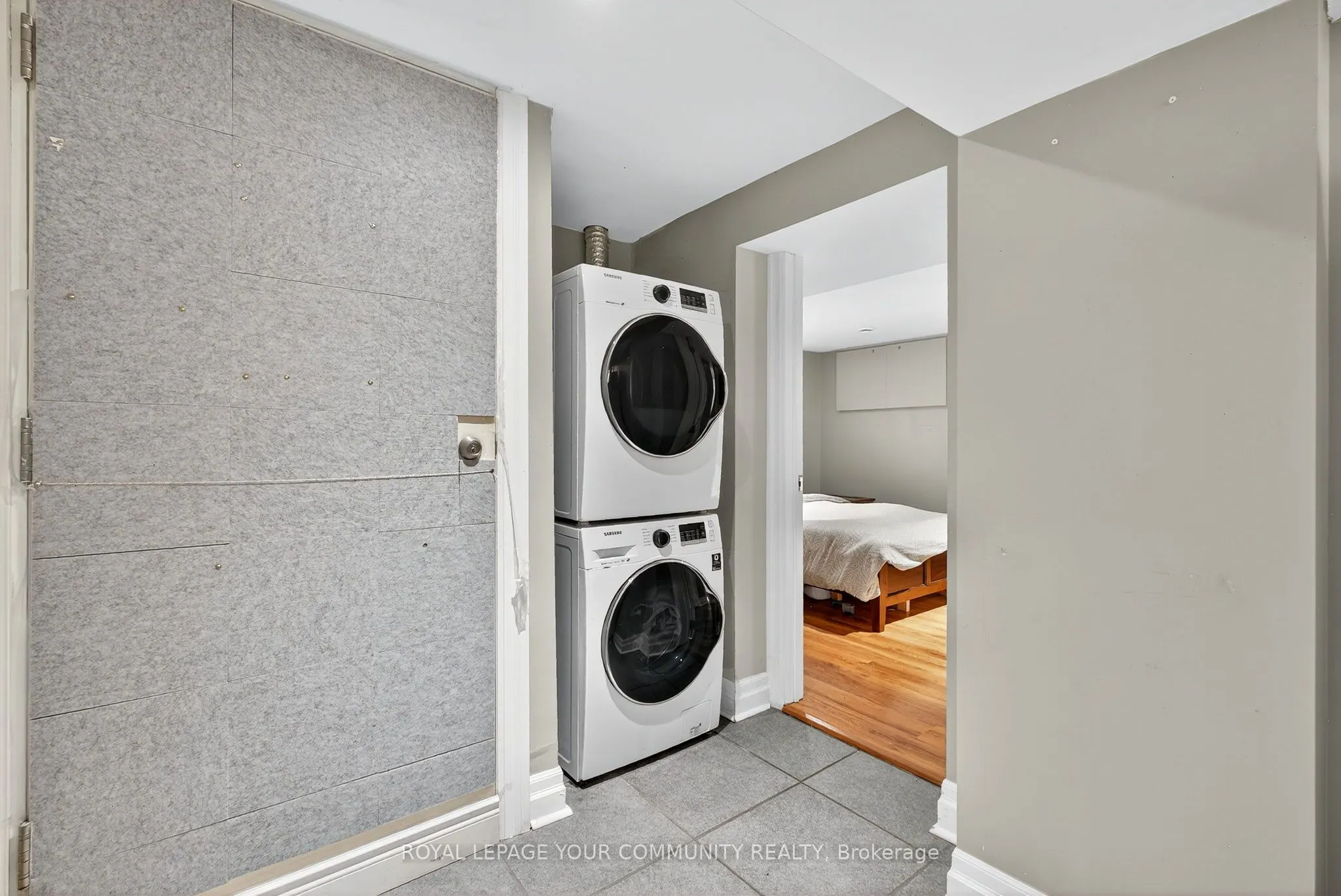 67 Monkswood Crescent