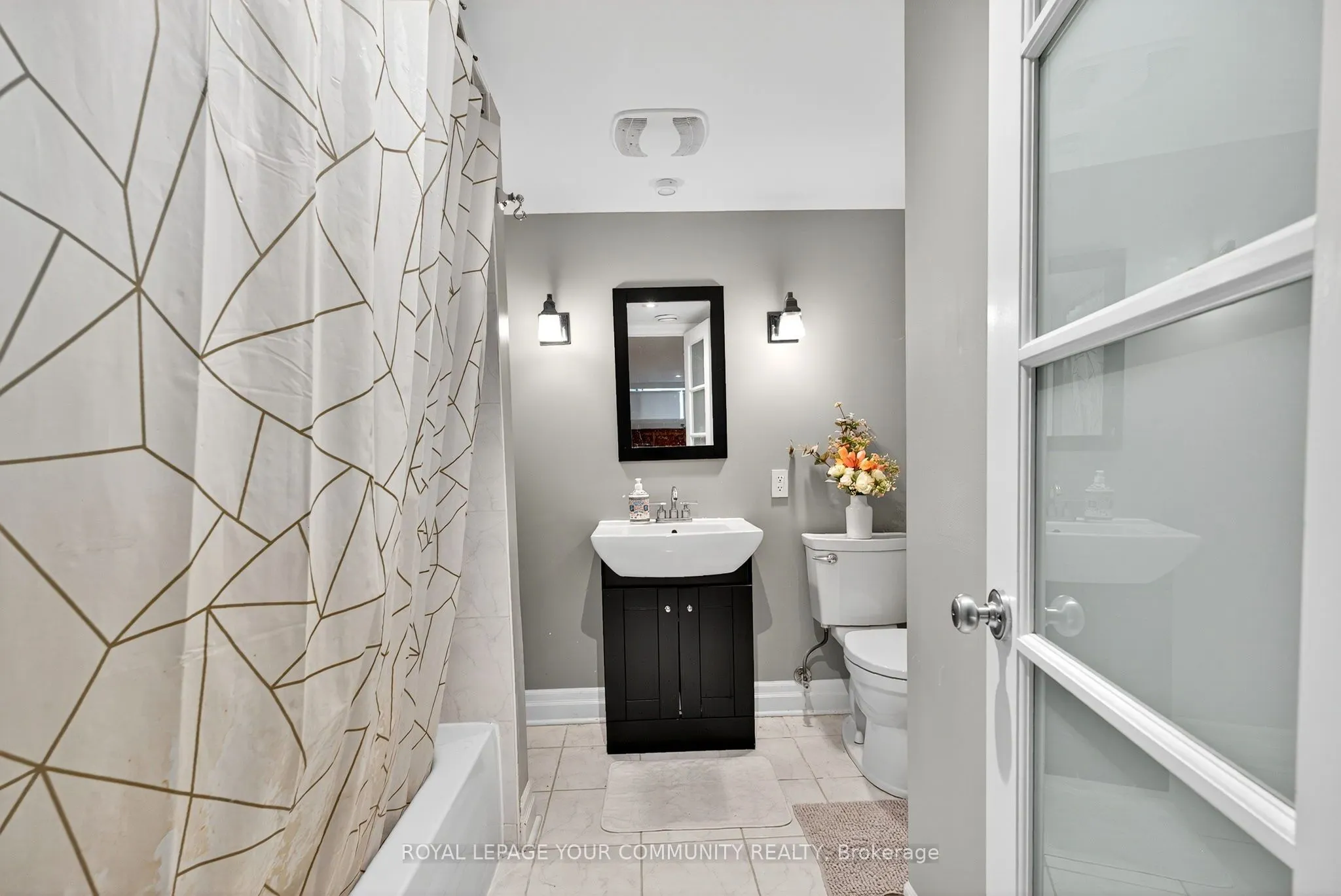 67 Monkswood Crescent