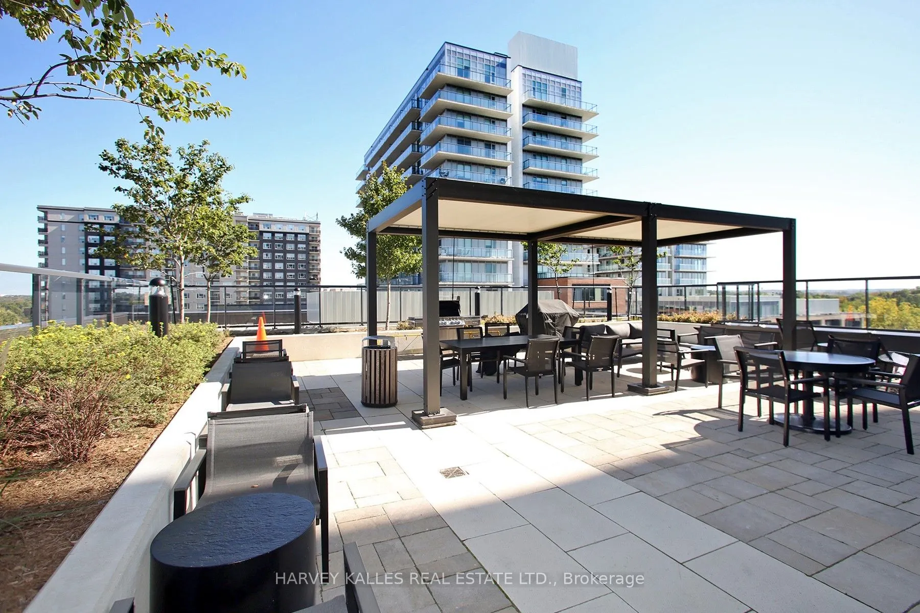 185 Deerfield Road, #305