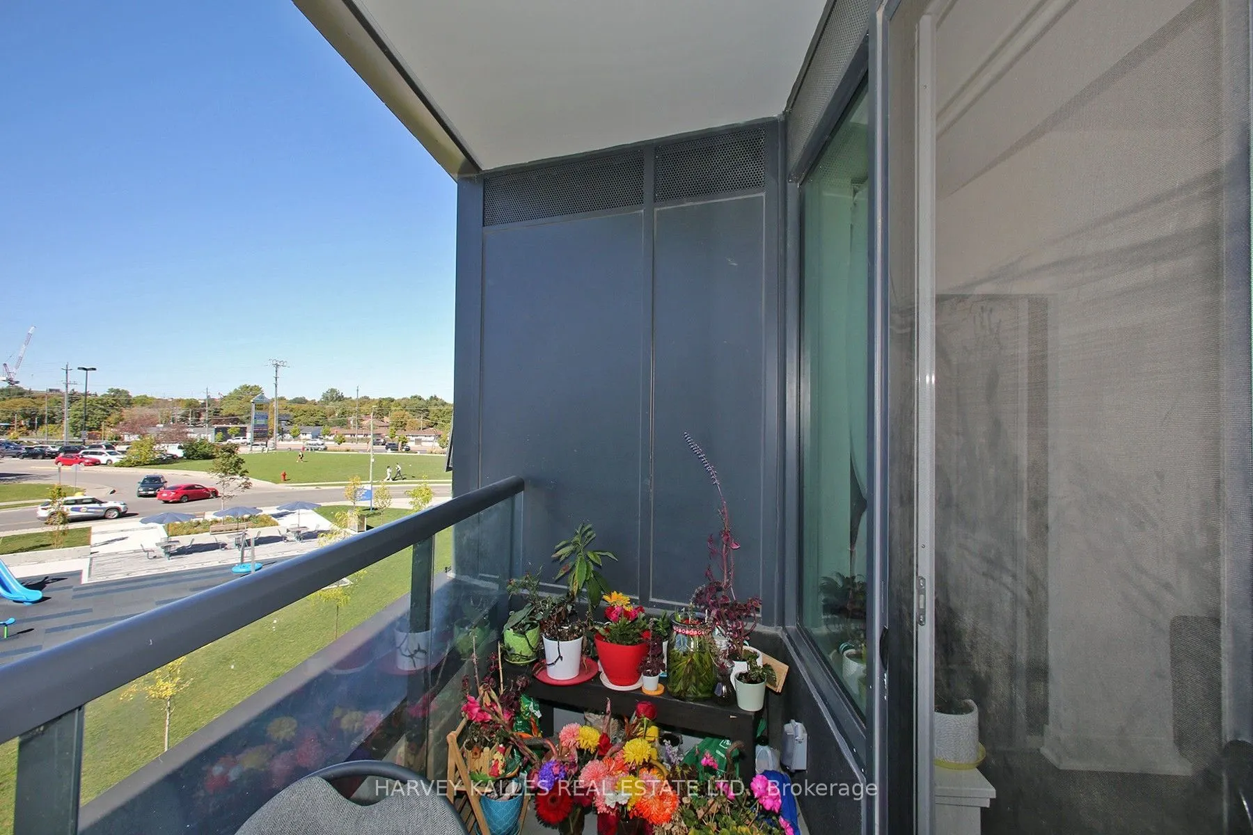 185 Deerfield Road, #305