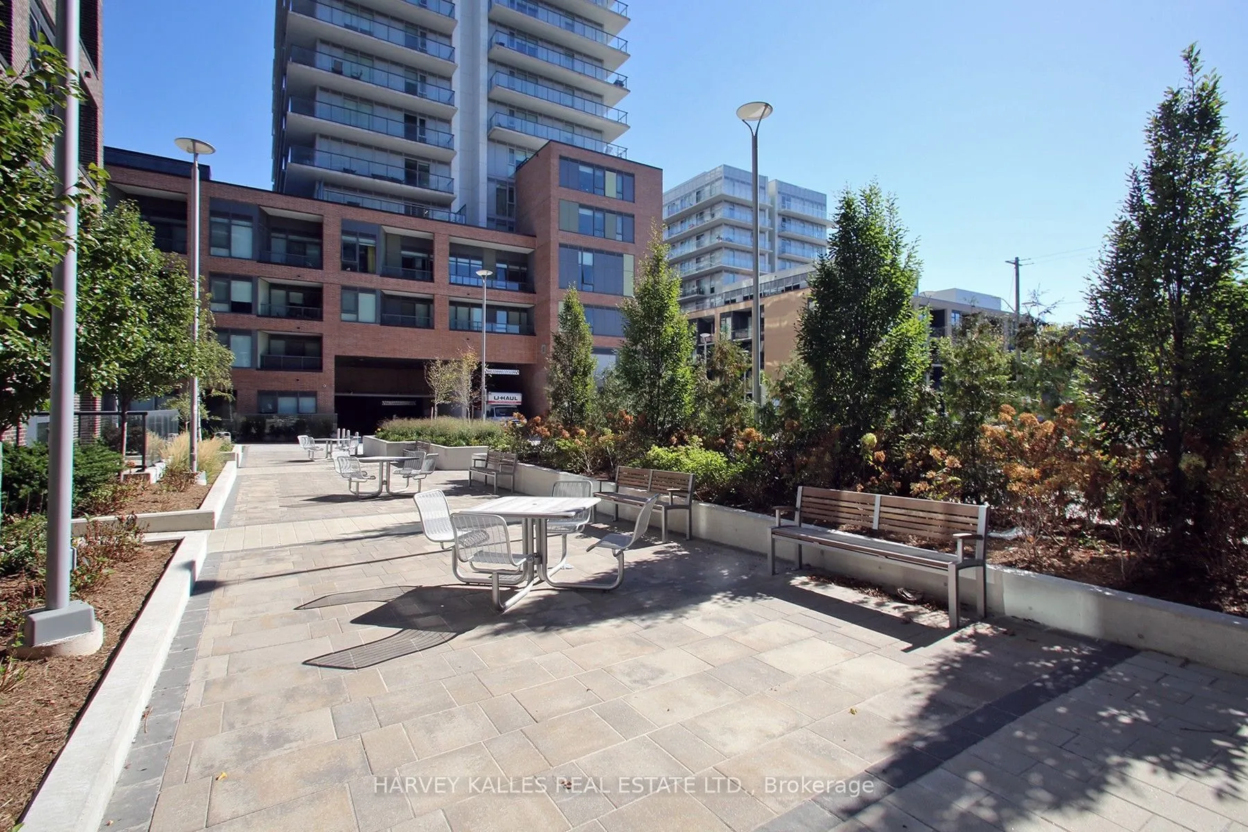 185 Deerfield Road, #305