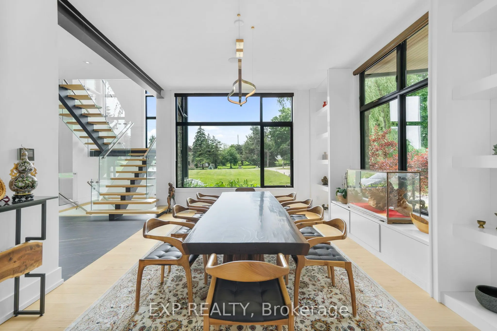 8 Cachet Parkway