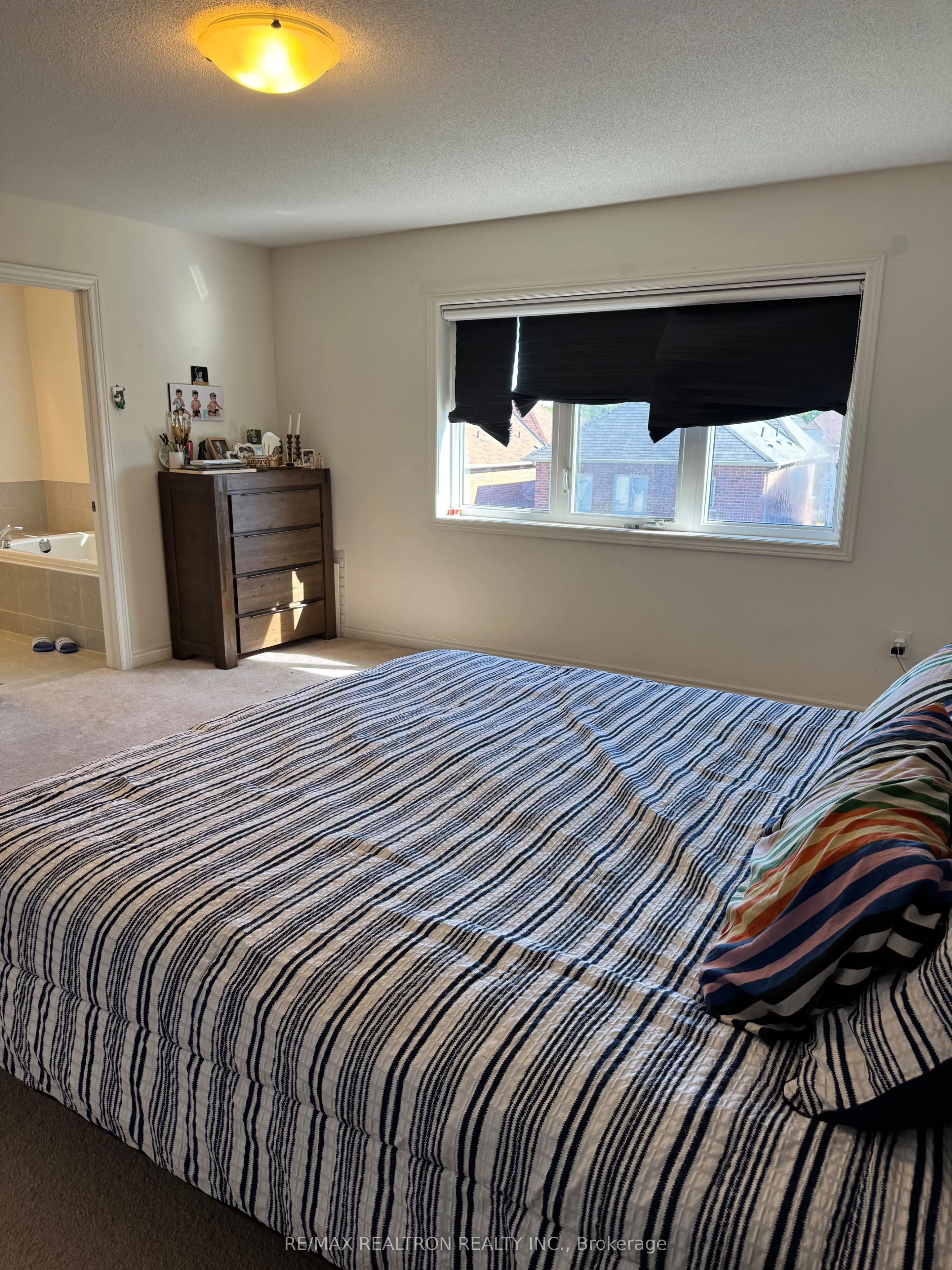 257 Sharon Creek Drive W