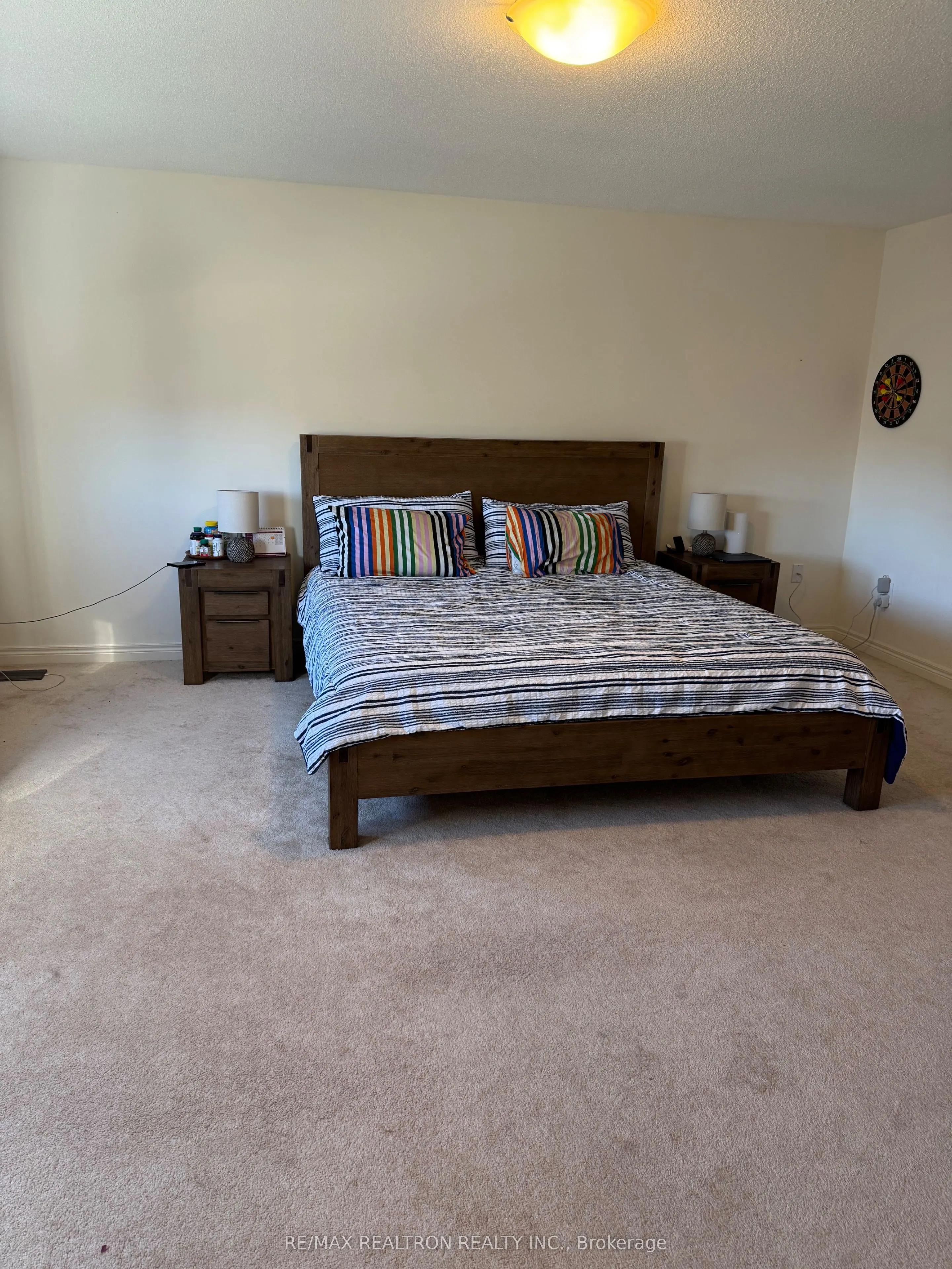 257 Sharon Creek Drive W