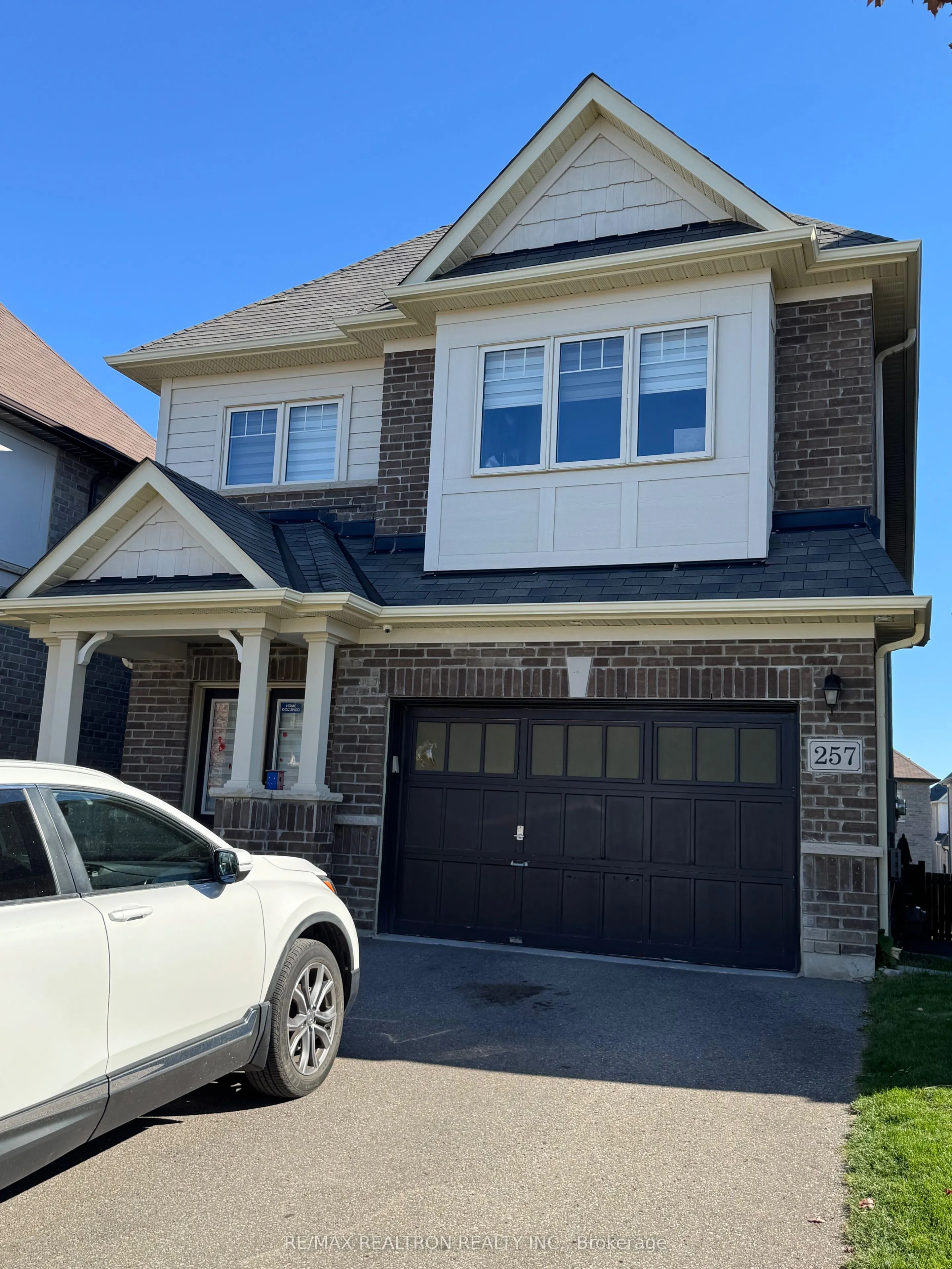 257 Sharon Creek Drive W