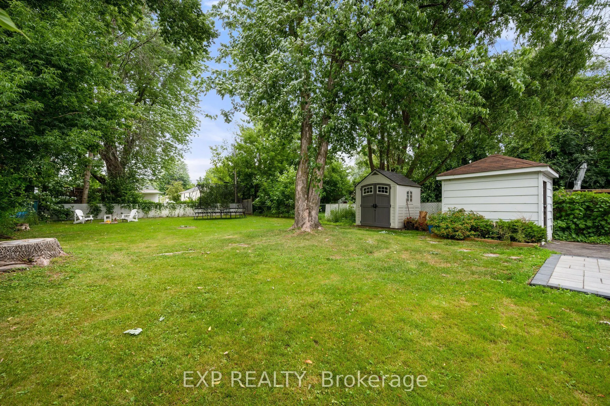 156 Beach Road