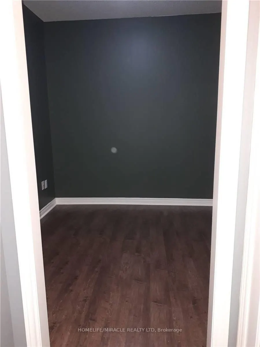 7400 Markham Road, #520