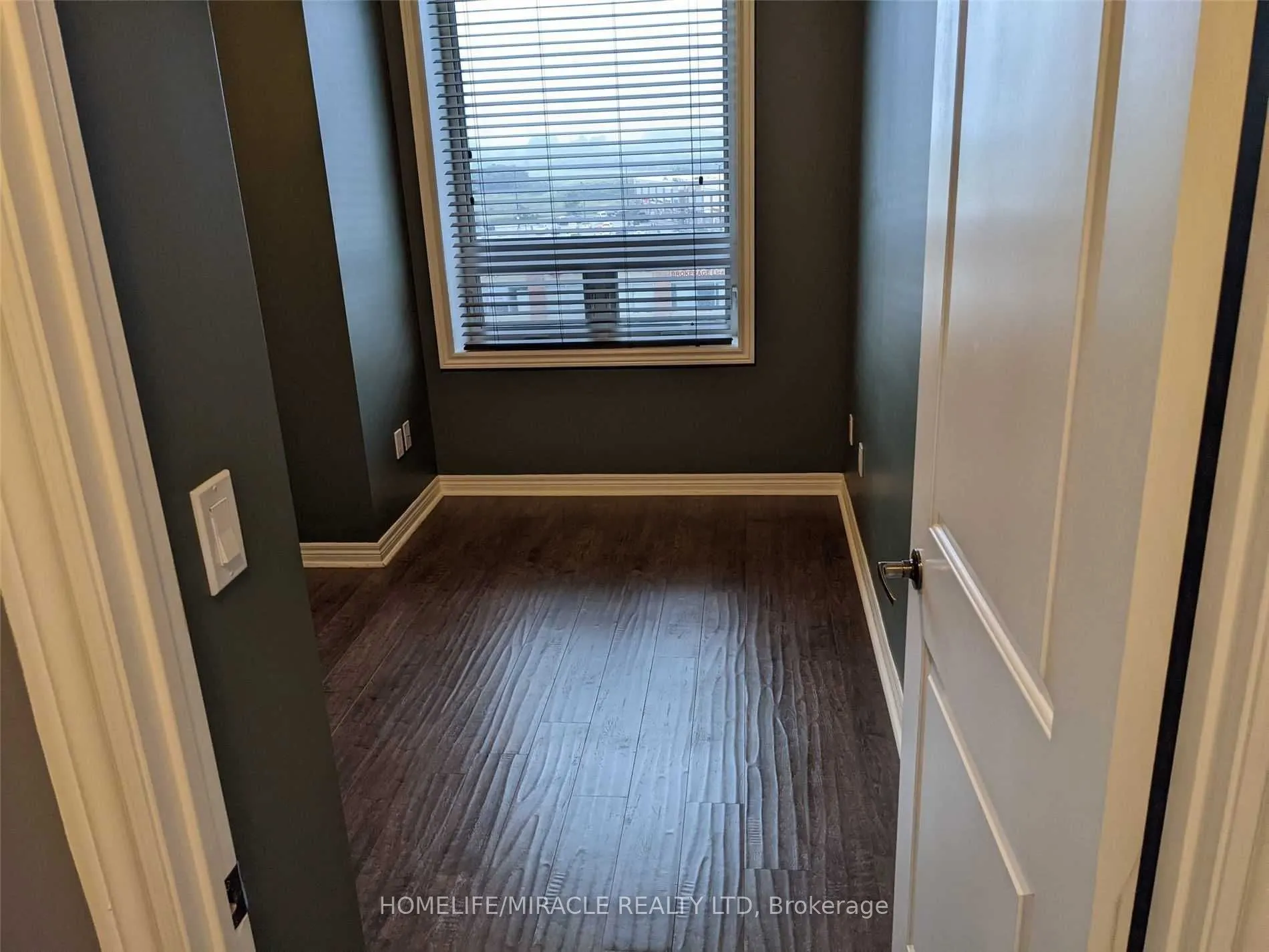 7400 Markham Road, #520