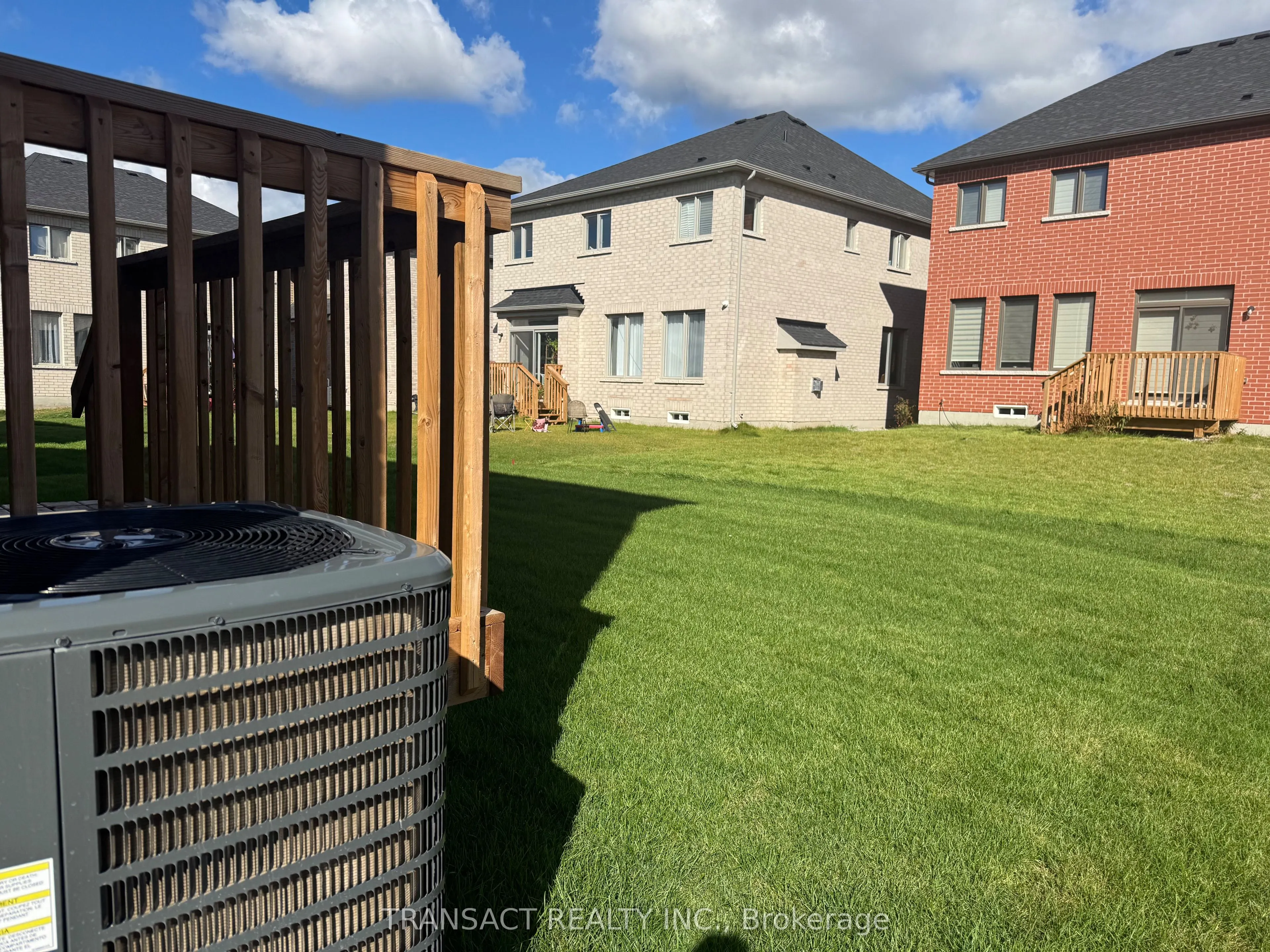 15 Baycroft Boulevard