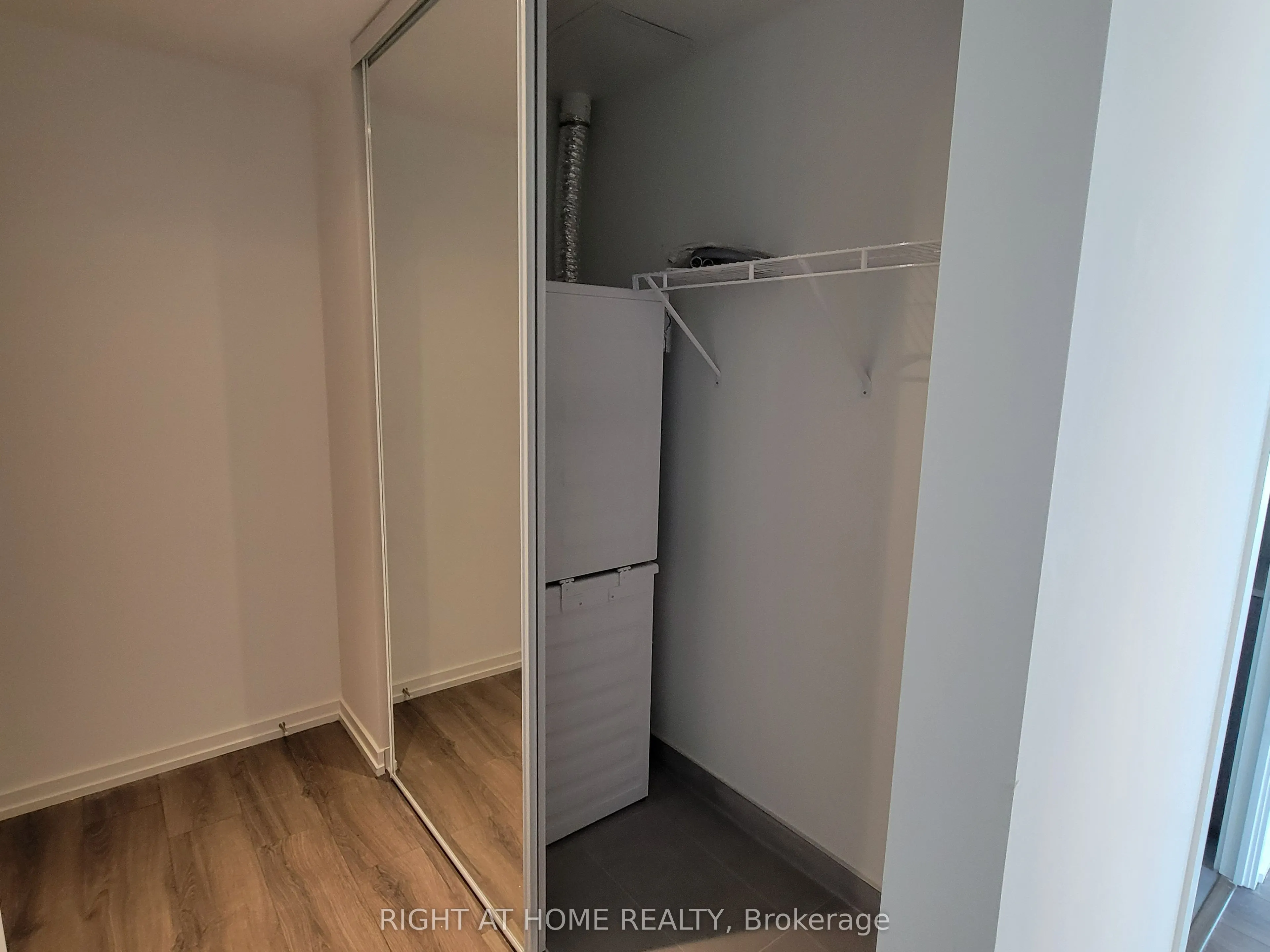 7890 Jane Street, #2809