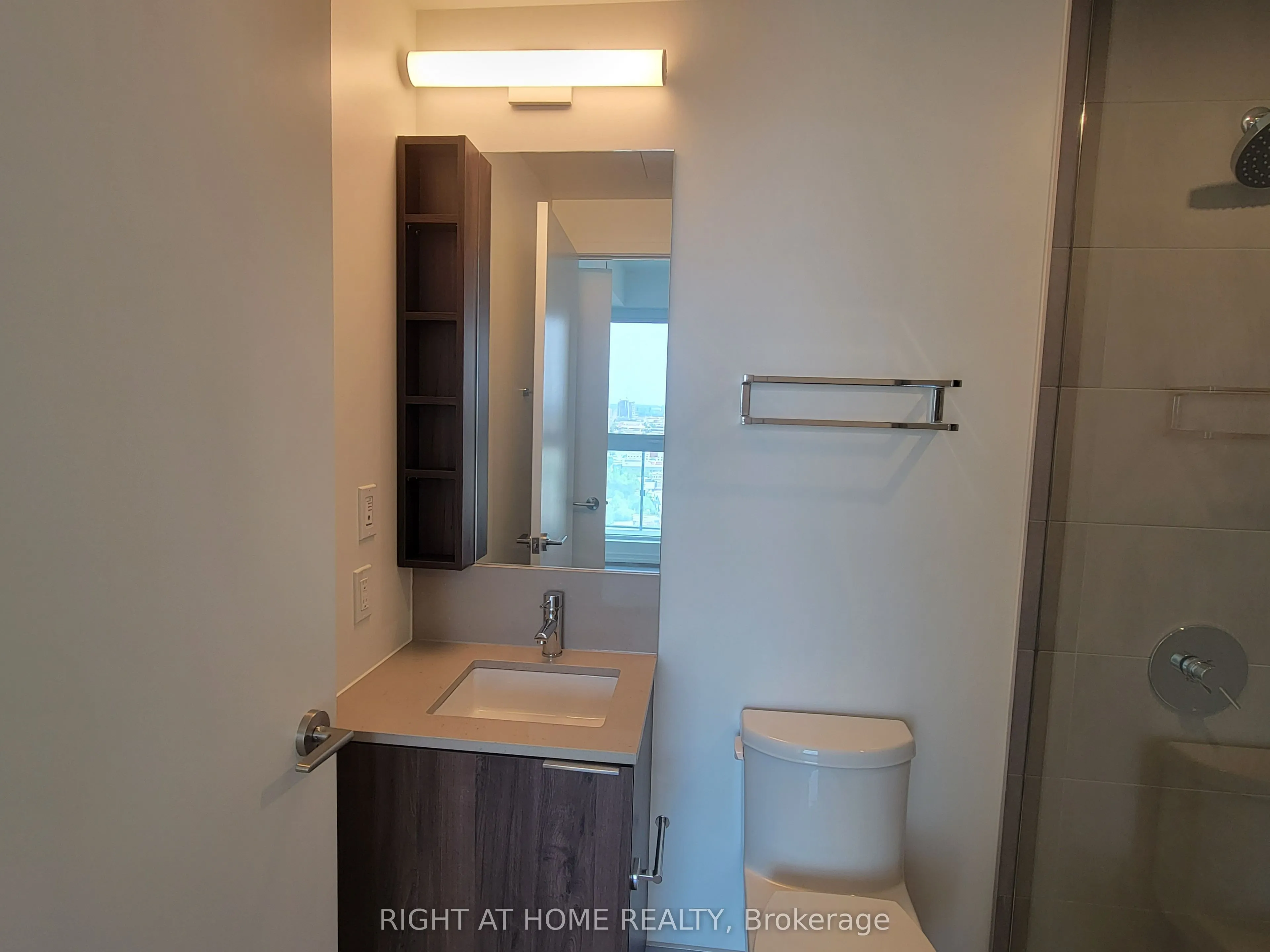 7890 Jane Street, #2809
