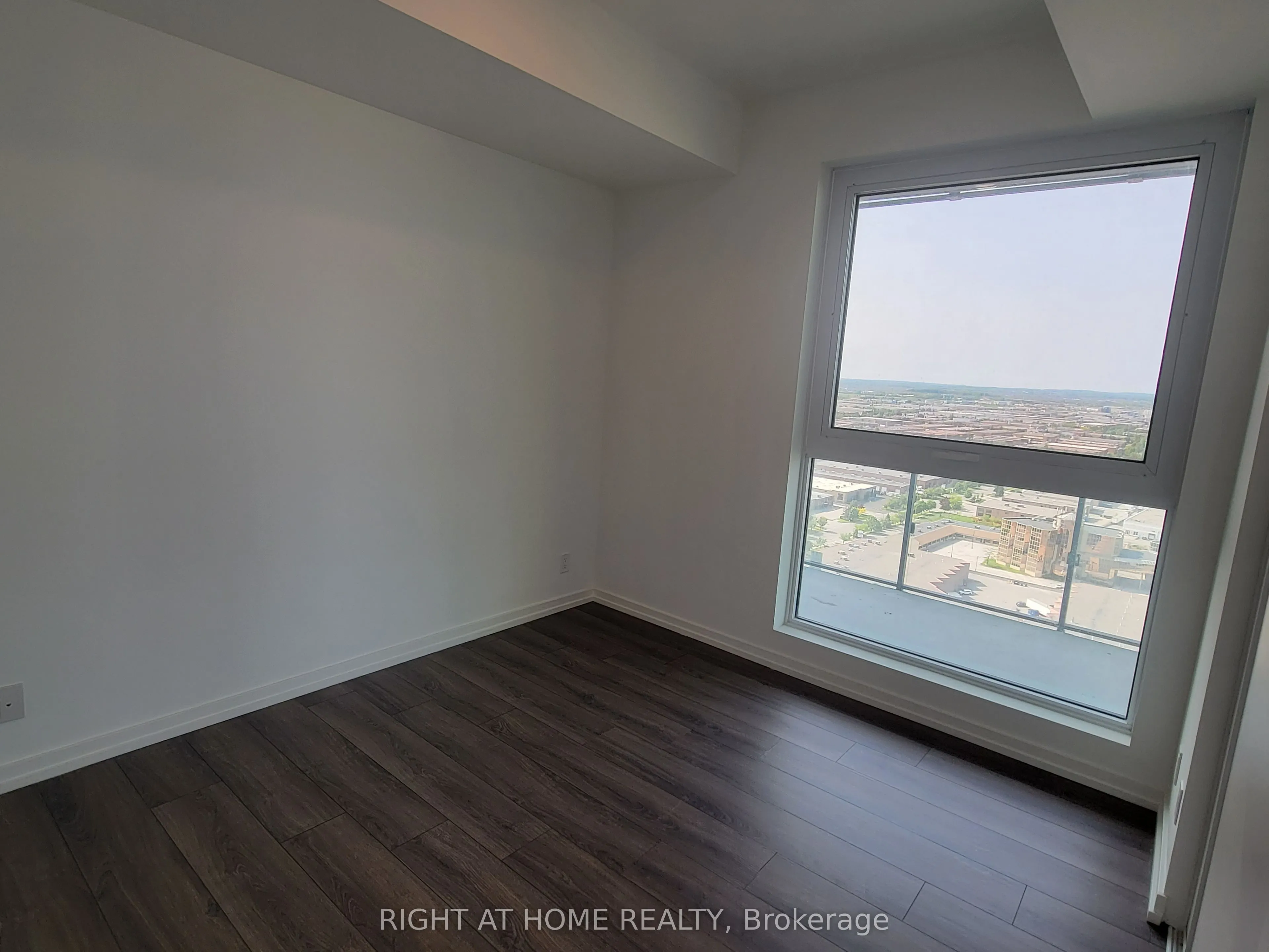 7890 Jane Street, #2809