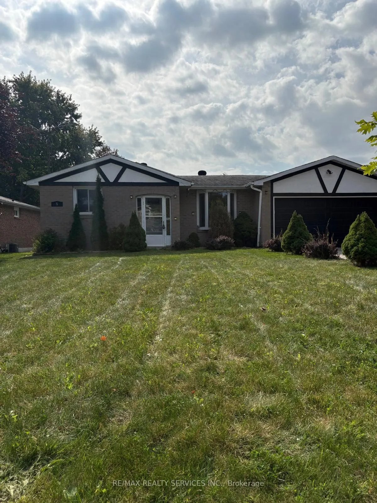 5 Hammond Crescent